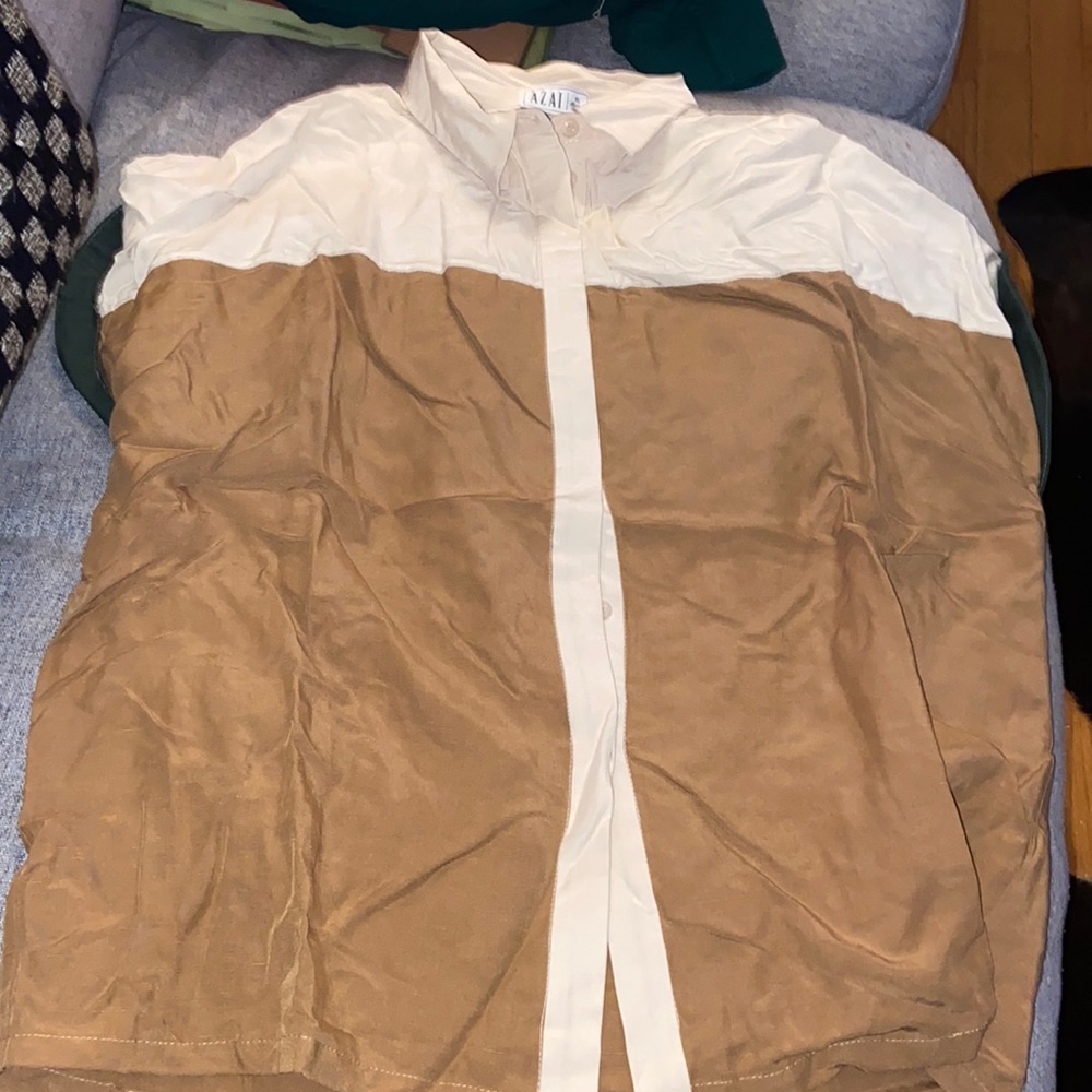 Azai Colorblock Button Up - image 1